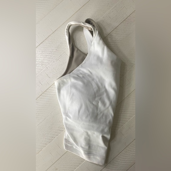 NEW LULULEMON NECK HIGH TANK TOP!! - Picture 8 of 12